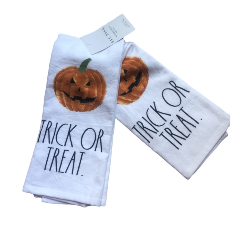 Rae Dunn TRICK OR TREAT kitchen towels